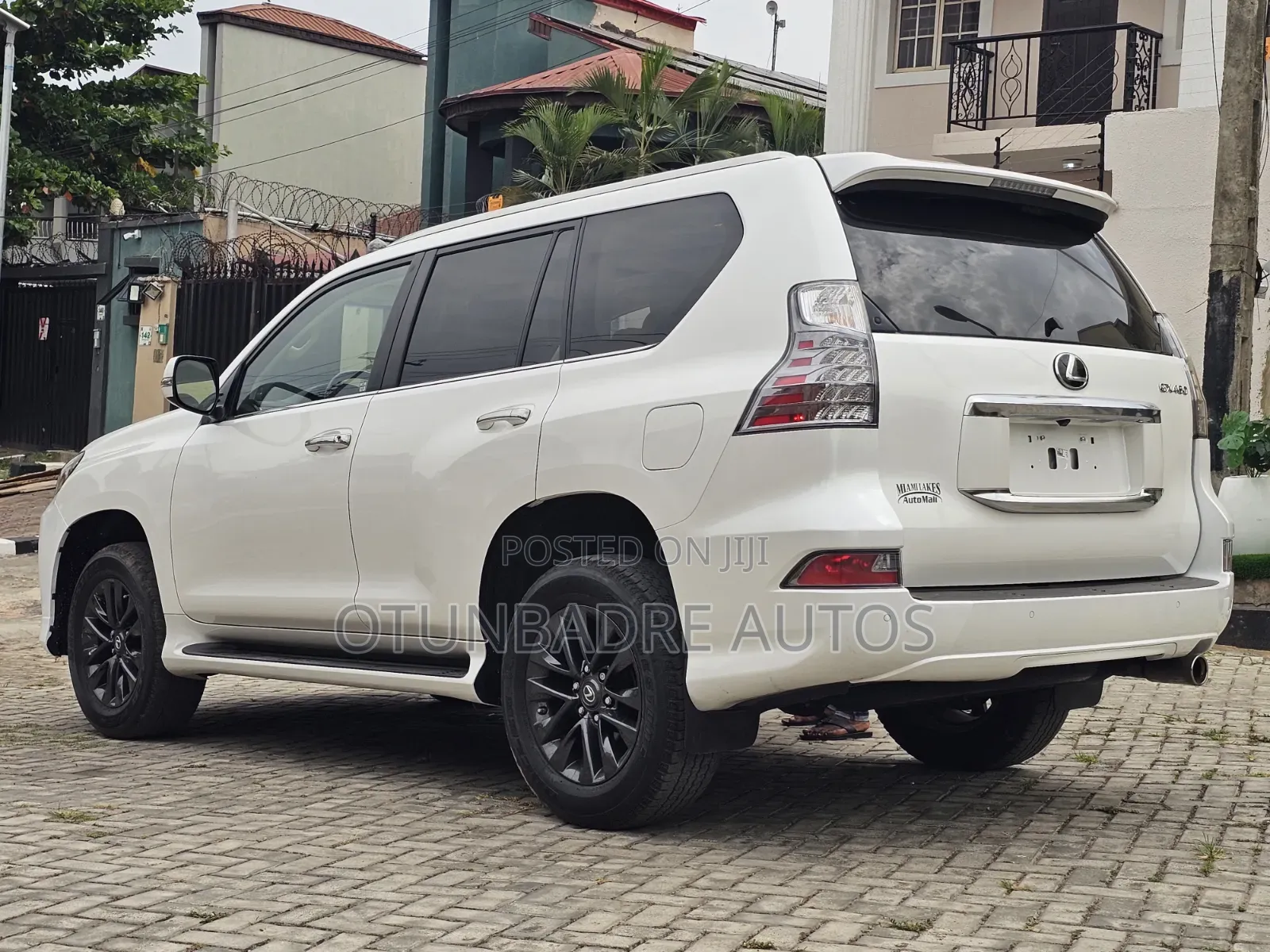 Lexus GX 460 AWD 2023 White