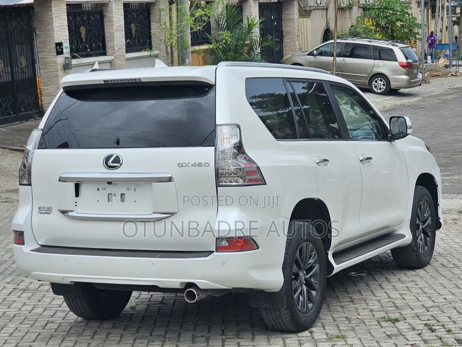 Lexus GX 460 AWD 2023 White