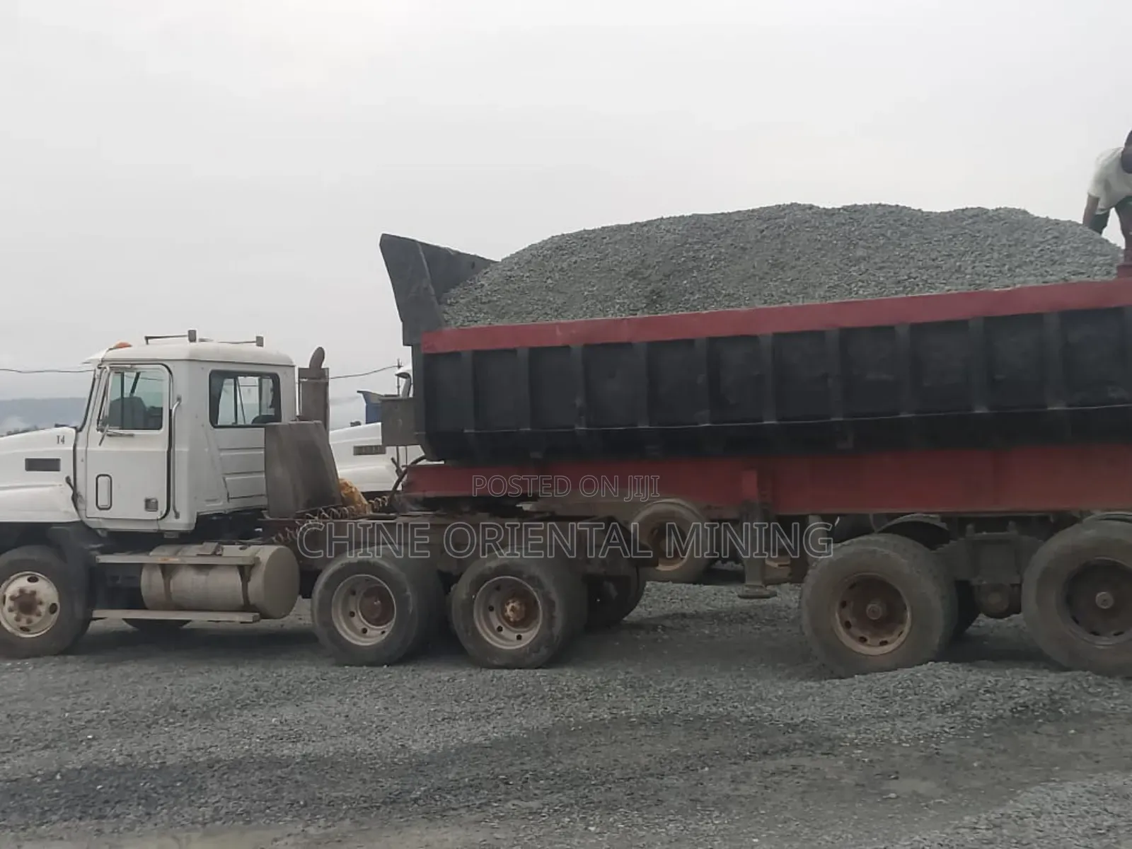 Iron Black Chippings and Granite for Construction Projects
