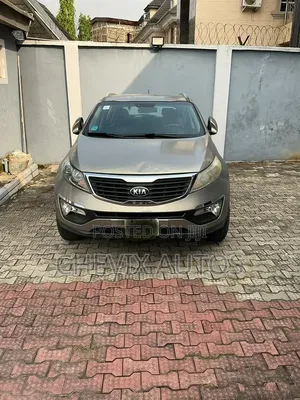 Kia Sportage LX 4dr SUV AWD (2.4L 4cyl 6A) 2013 Gold