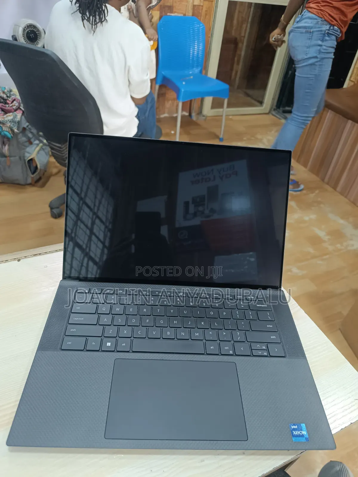 Laptop Dell Precision 5560 32GB Intel Xeon SSD 512GB