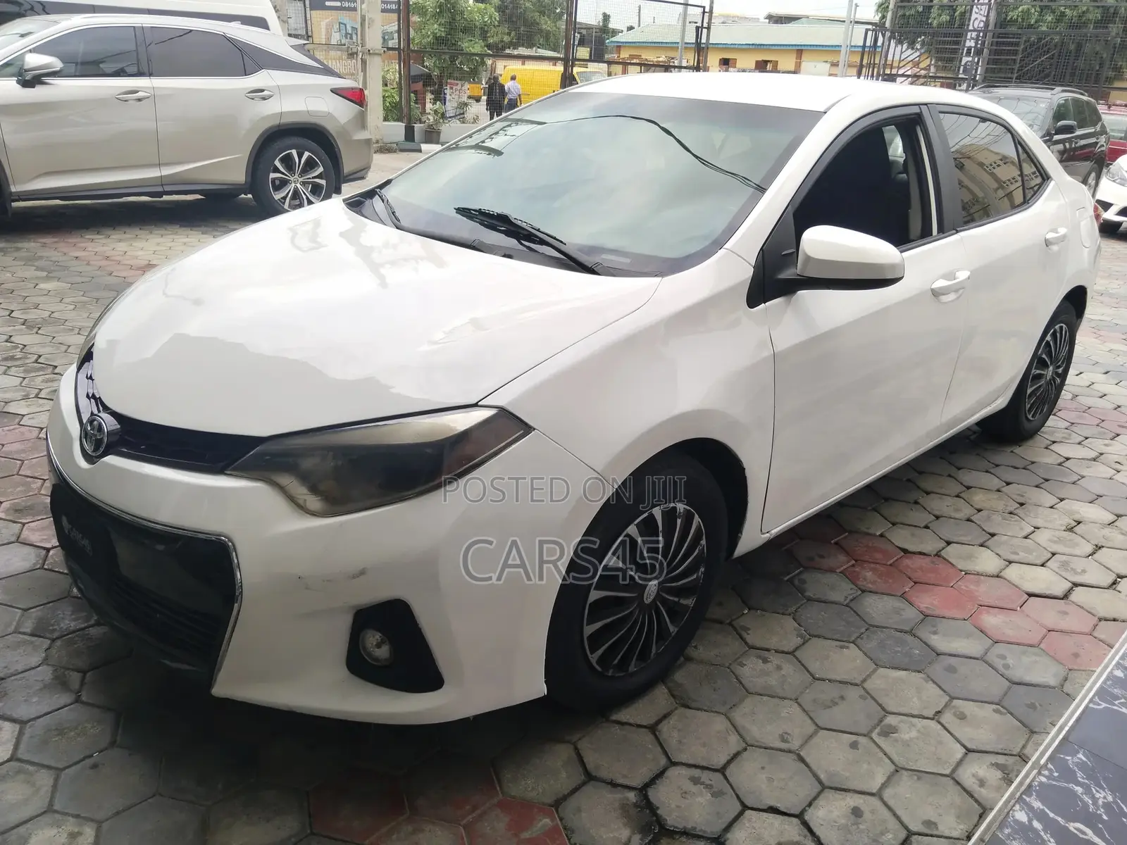 Toyota Corolla 2016 White