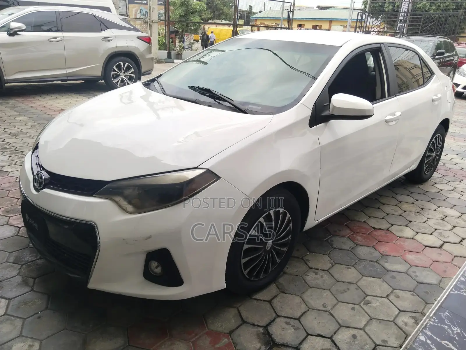 Toyota Corolla 2016 White