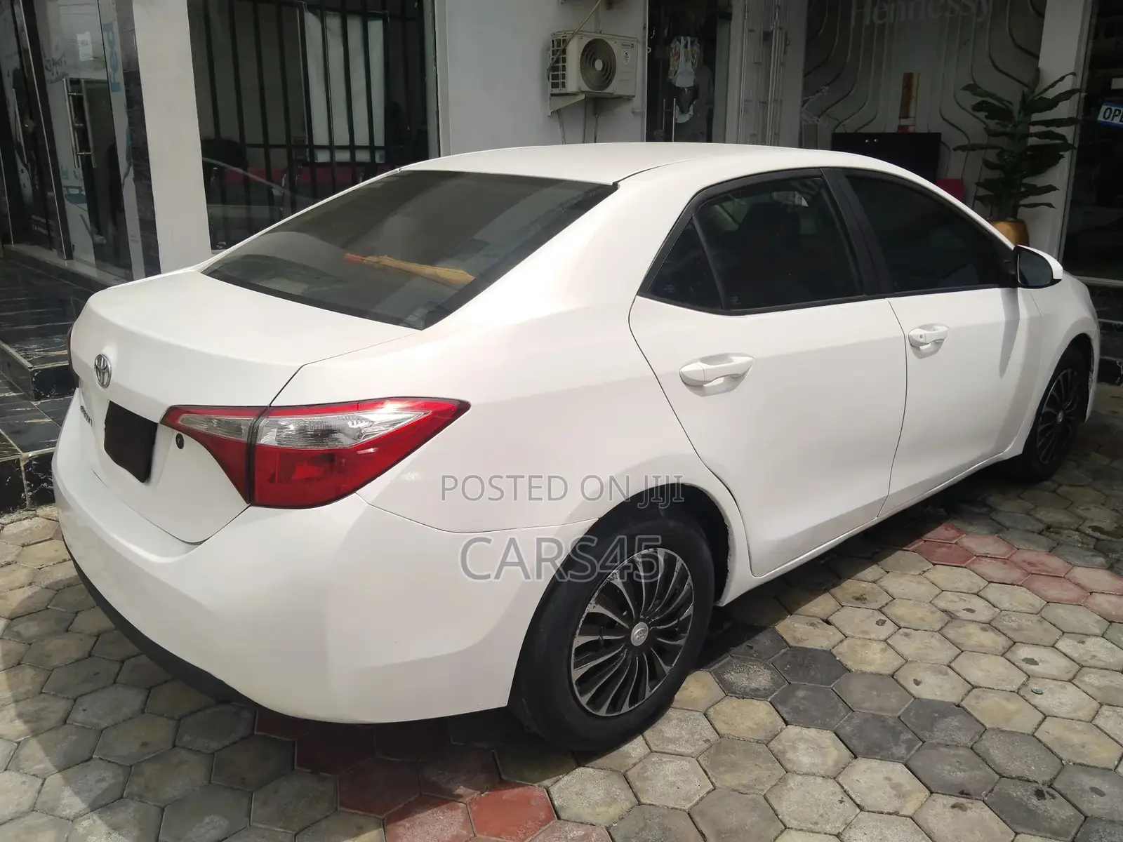 Toyota Corolla 2016 White