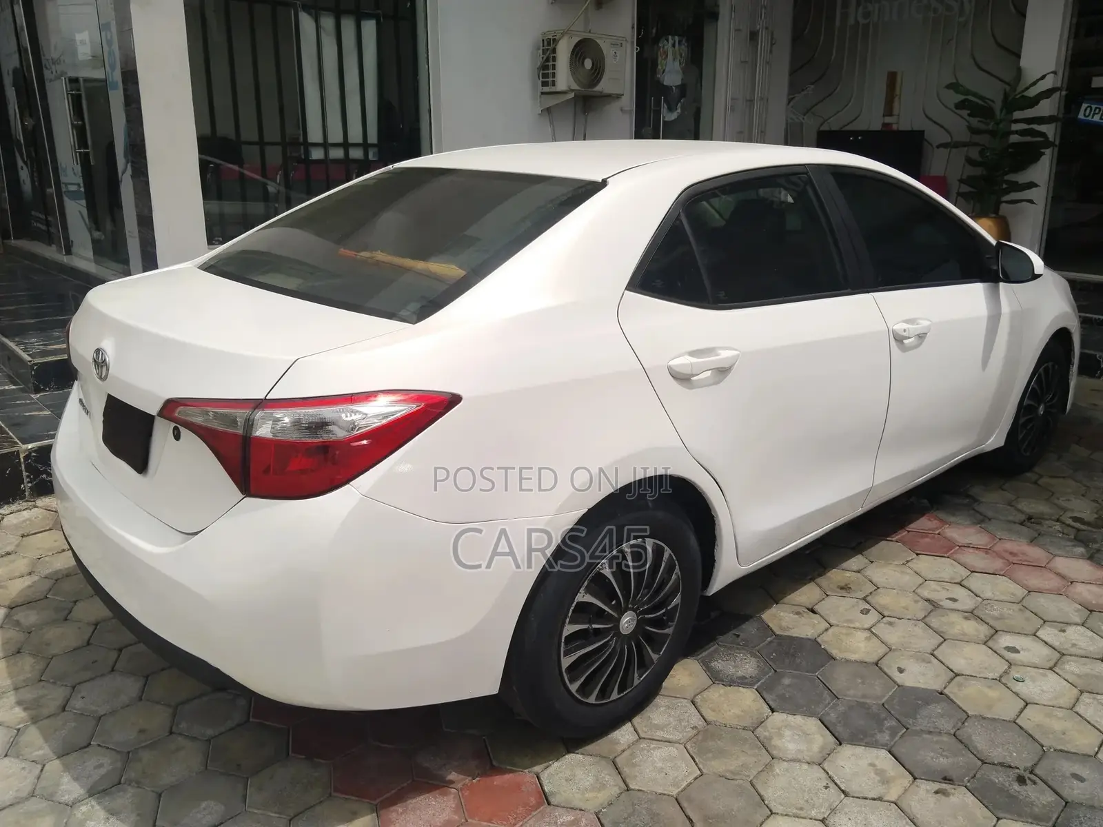 Toyota Corolla 2016 White