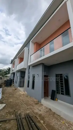 2bdrm Duplex in Shelter Afrique, Uyo for rent