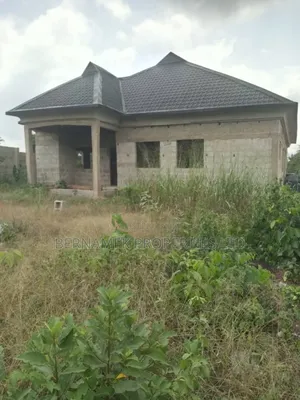 3bdrm Bungalow in Facing Winners, Ado-Odo/Ota for sale