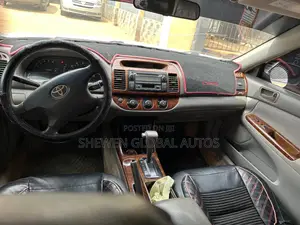 Toyota Camry LE 4dr Sedan (2.4L 4cyl 5M) 2003 Silver