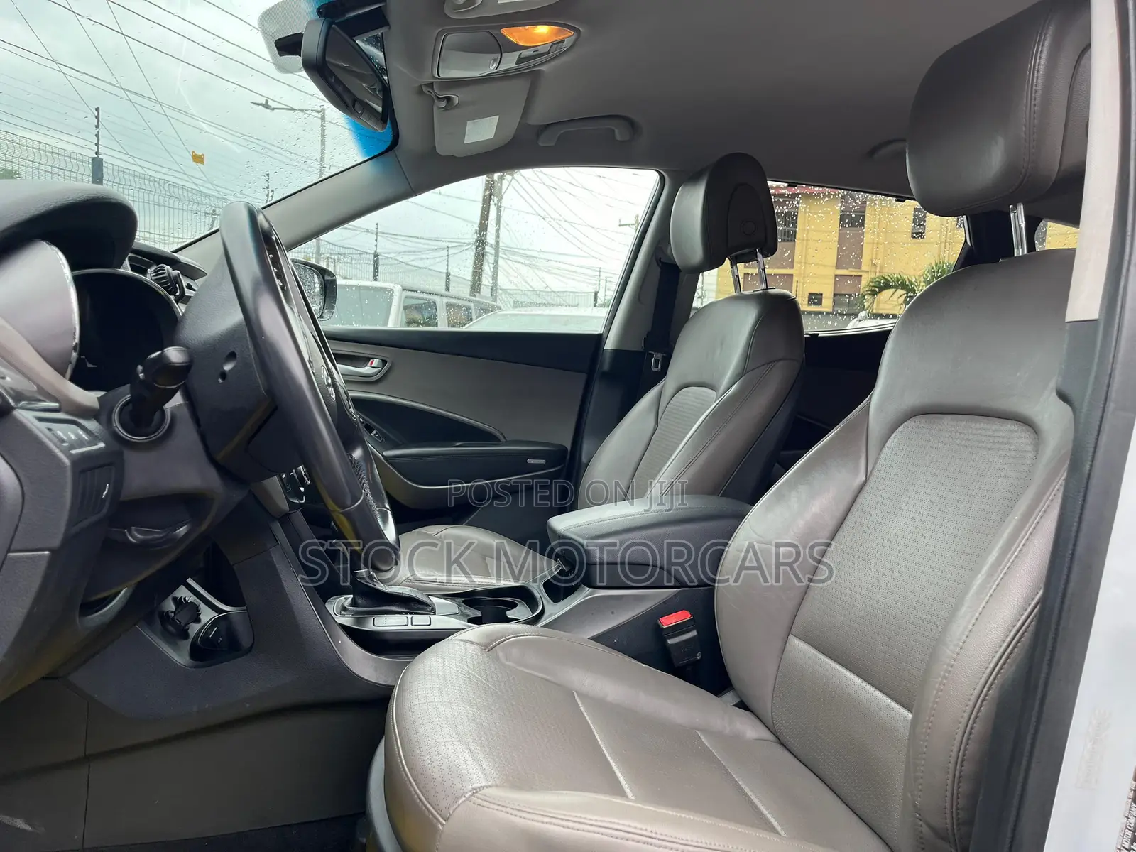 Hyundai Santa Fe 2014 White