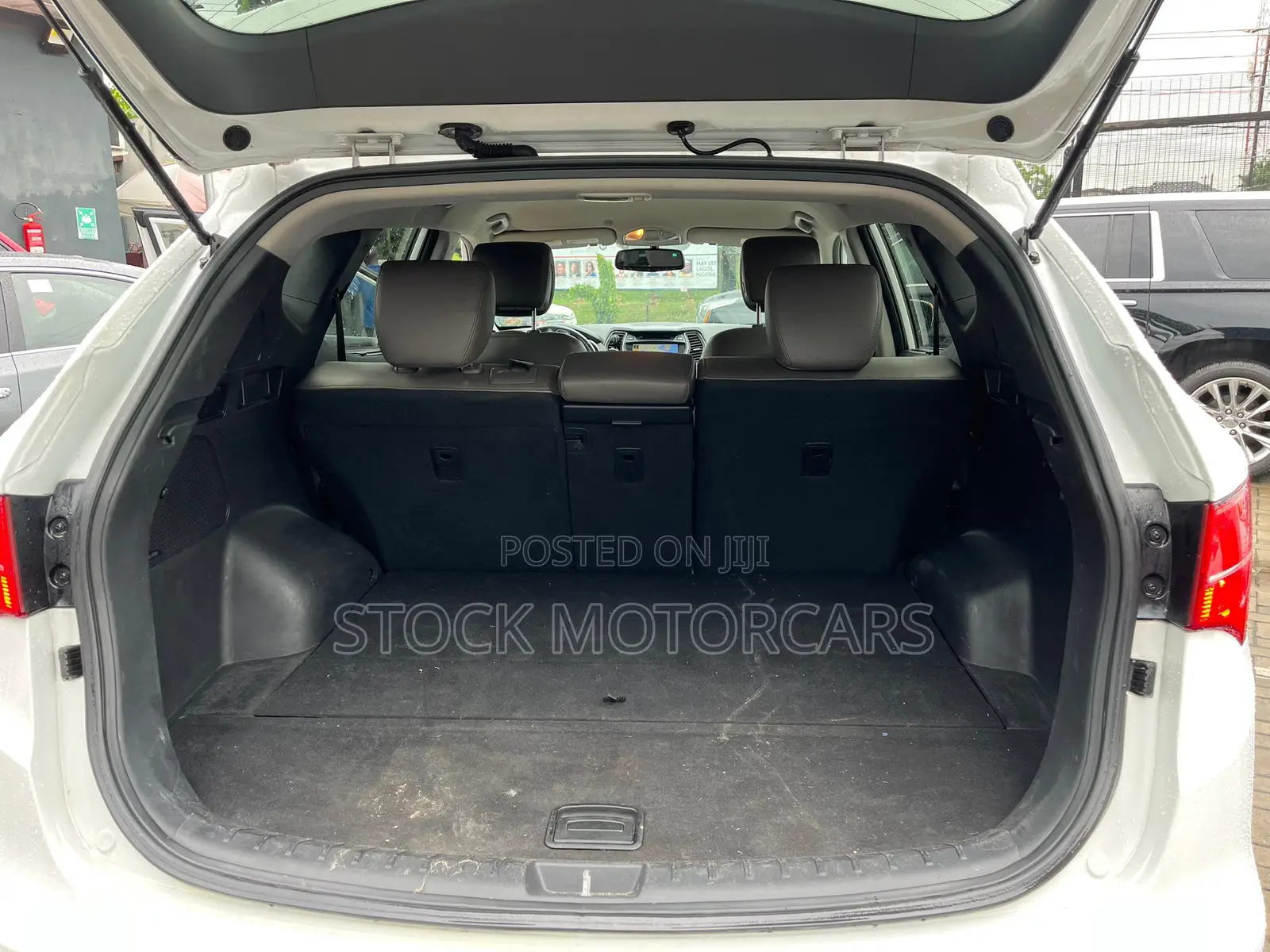 Hyundai Santa Fe 2014 White