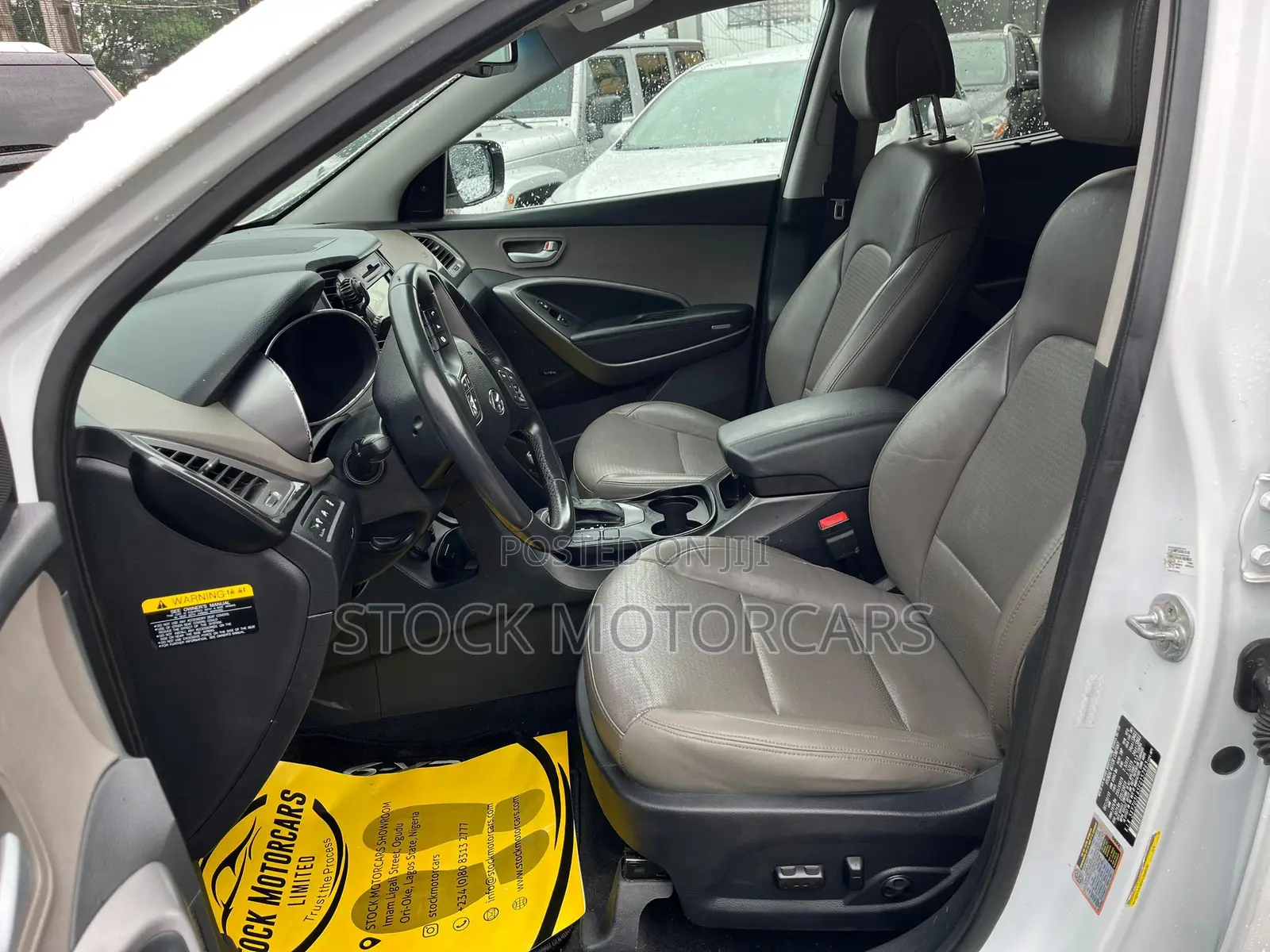 Hyundai Santa Fe 2014 White