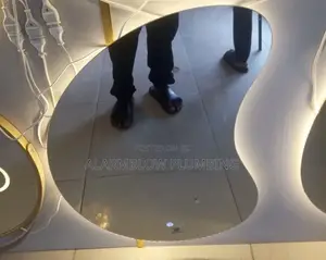 Irregular-Shaped Led Mirror