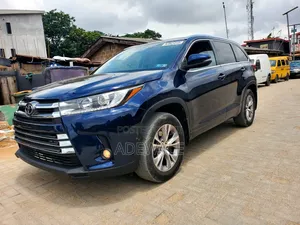 Toyota Highlander 2015 Blue