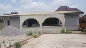 4bdrm Bungalow in Orogun, Ibadan for rent