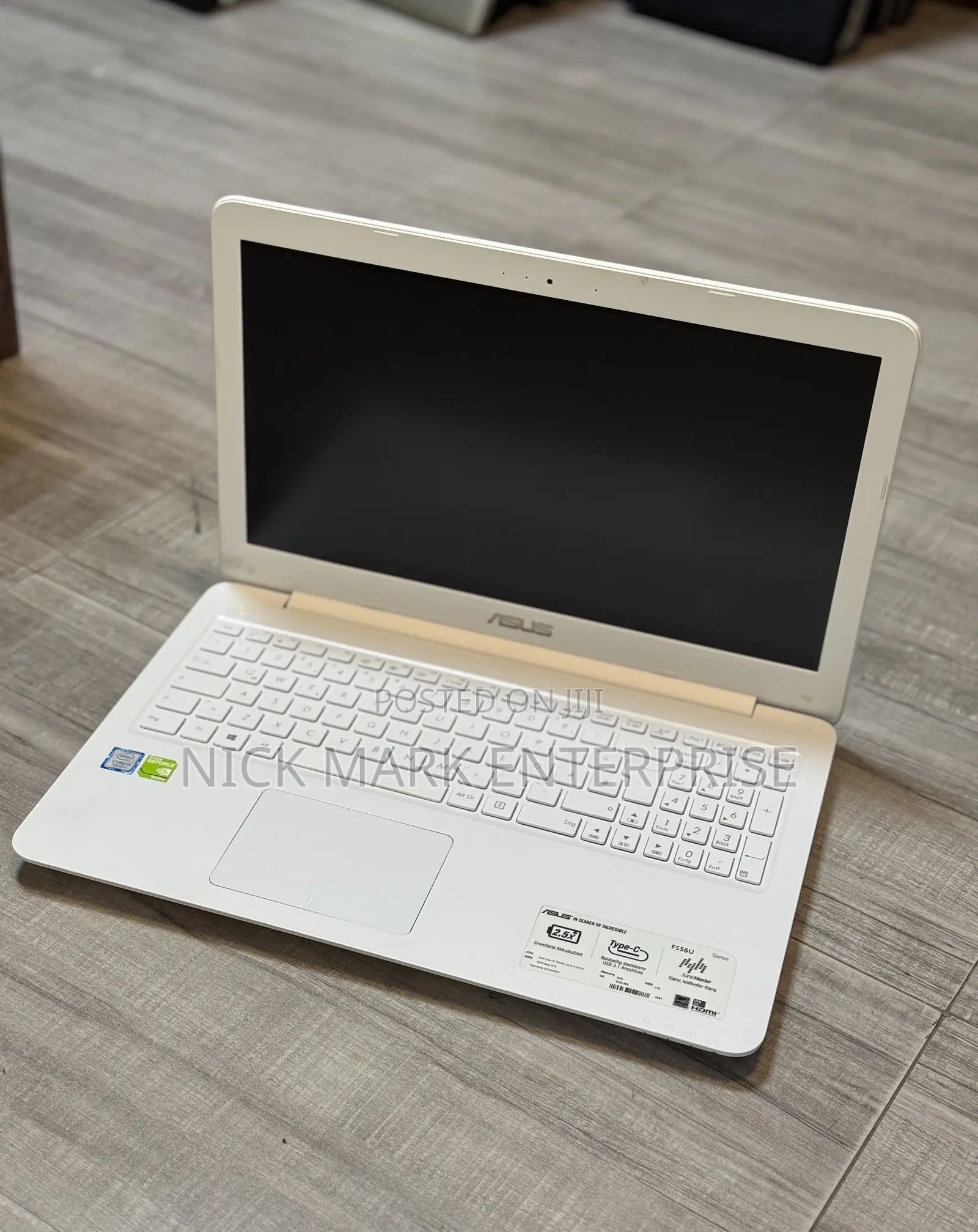 Laptop Asus F550CC 8GB Intel Core i5 HDD 1T