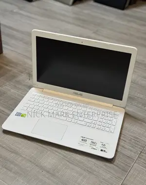 Laptop Asus F550CC 8GB Intel Core i5 HDD 1T