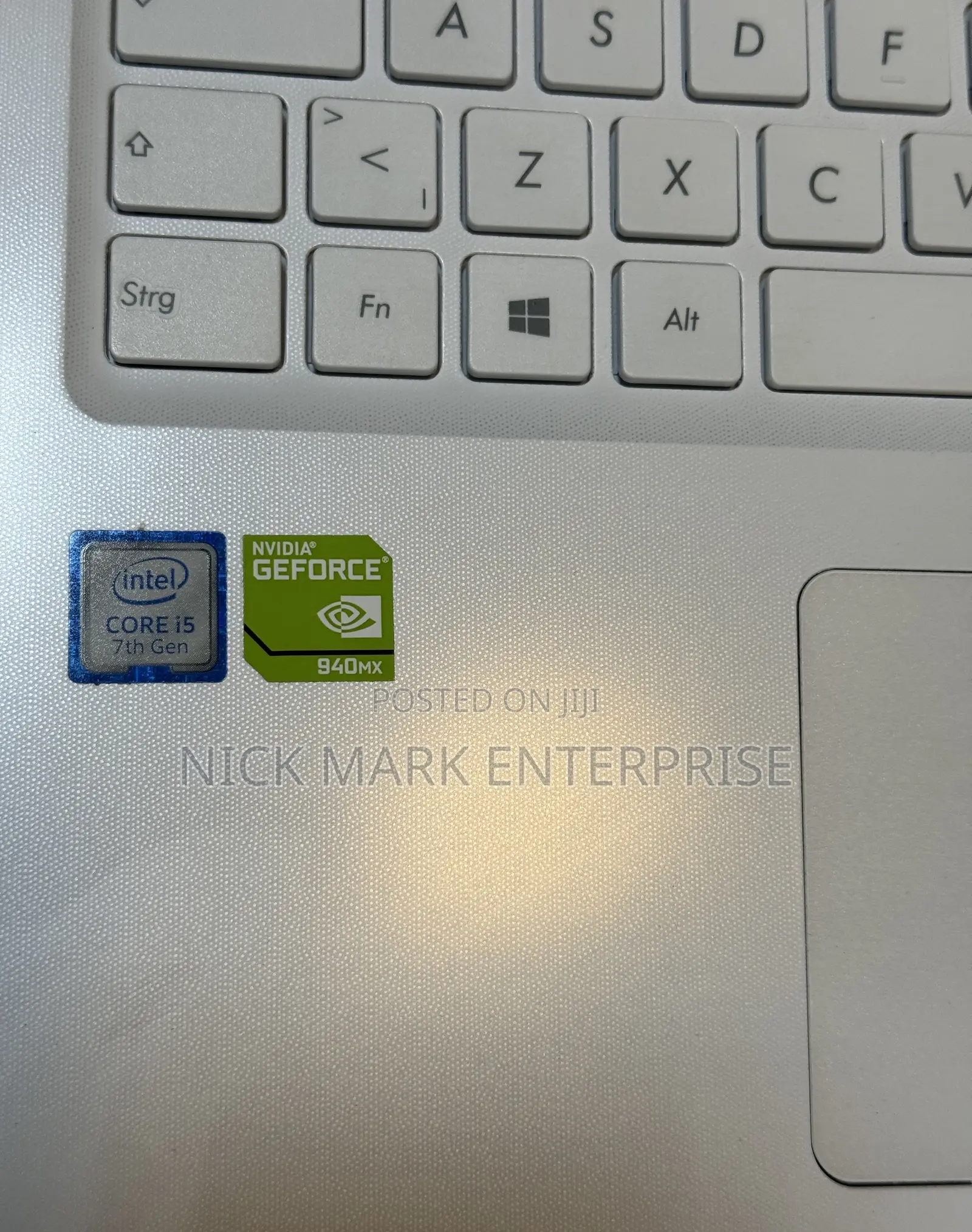 Laptop Asus F550CC 8GB Intel Core i5 HDD 1T
