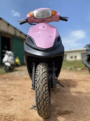 Yamaha 2020 Pink