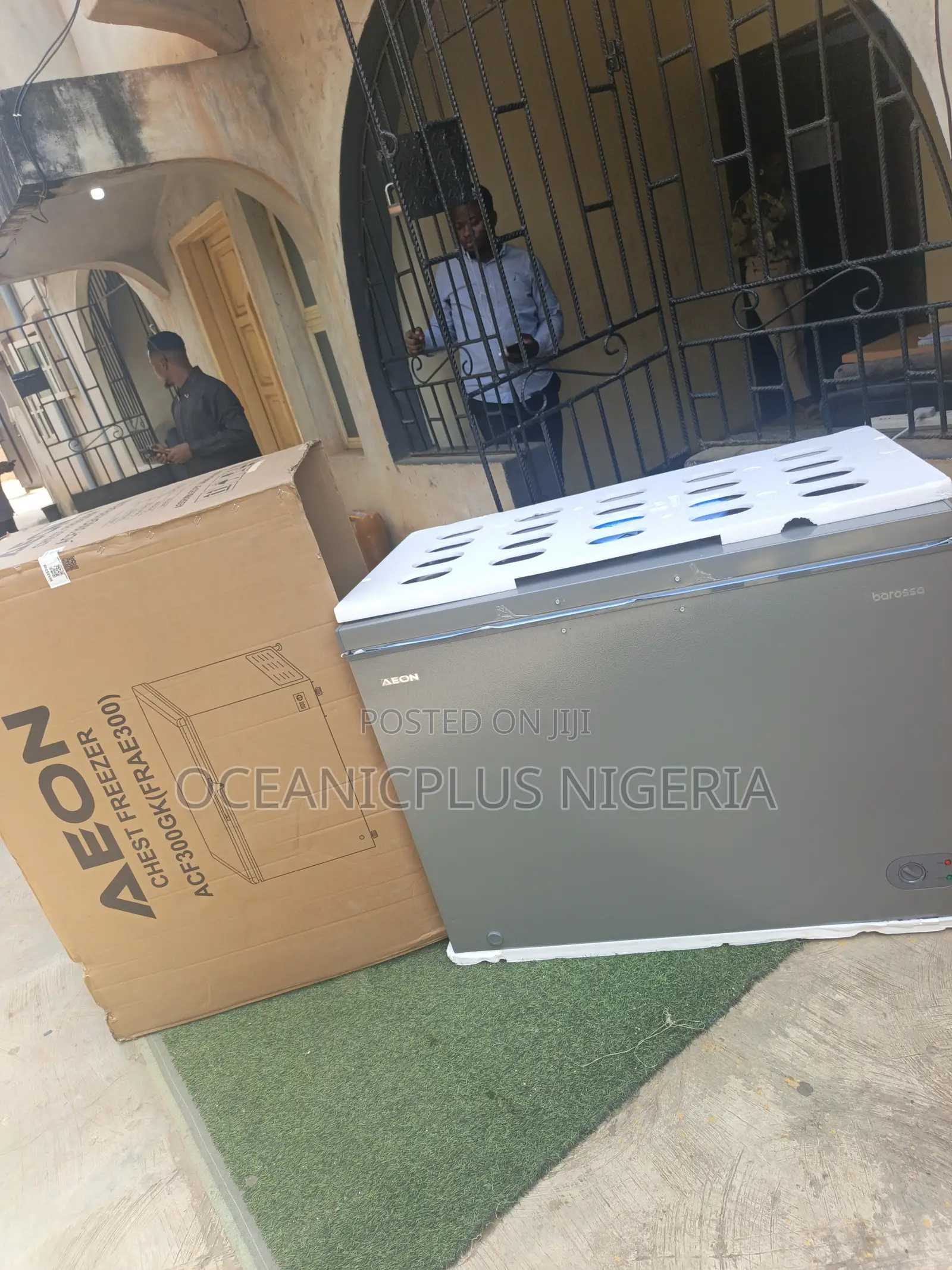 Aeon Acf300gk 300l Deep Chest Freezer
