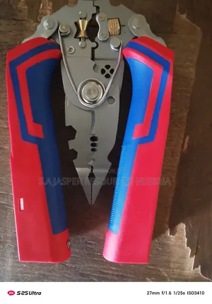 Multifunctional Wire Stripper With Tester