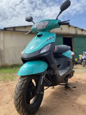 Yamaha 2020 Blue
