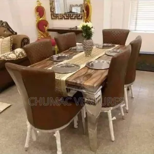Loyal Dinning Table