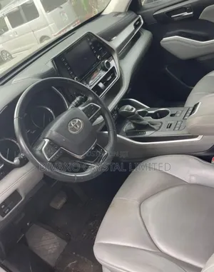 Toyota Highlander 2020 Gray