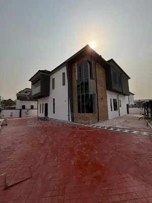 4bdrm Duplex in Carlton Gate, Akobo for sale
