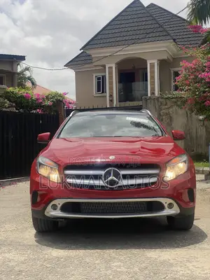 Mercedes-Benz GLA 250 2015 Red