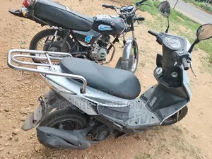 SYM Fnx 125 2020 White