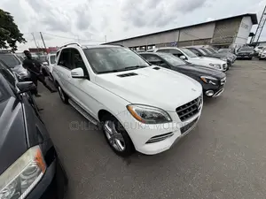 Mercedes-Benz M Class ML350 4MATIC 4dr SUV AWD (3.5L 6cyl 7A) 2015