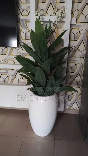 Artificial Flower Pot