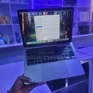 Laptop Apple MacBook Pro 2023 M2 8GB Apple M2 SSD 256GB