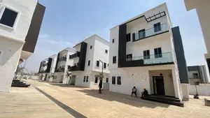 5bdrm Duplex in Jahi for sale