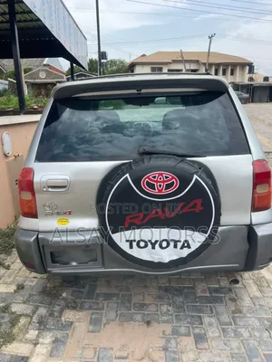 Toyota RAV4 Base FWD 2001 Silver