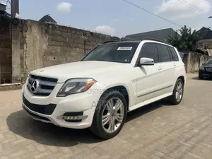 Mercedes-Benz GLK-Class 350 4MATIC 2014 White