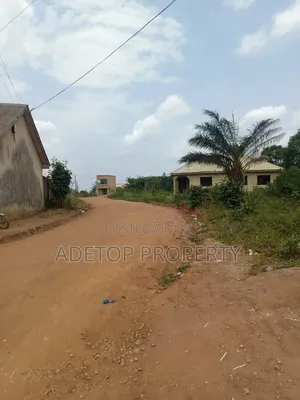 3bdrm Bungalow in Majoda Estate, Gberigbe for sale