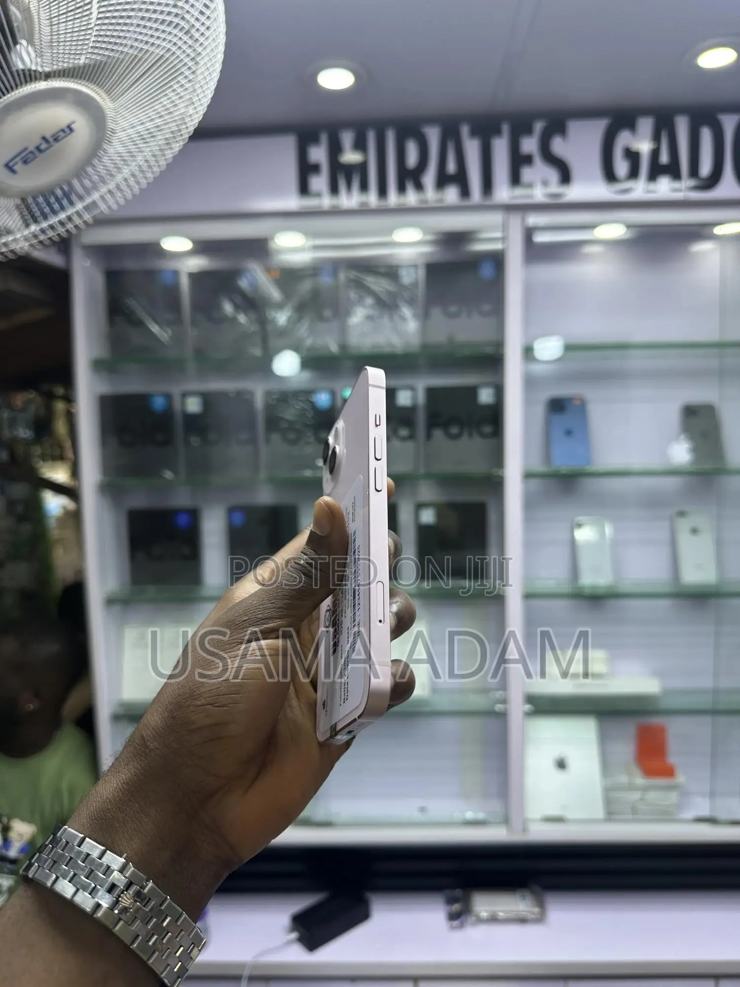 New Apple iPhone 13 128 GB Pink