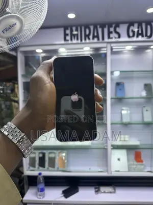 New Apple iPhone 13 128 GB Pink