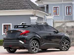 Toyota C-HR XLE Prermium FWD (2.0L 4cyl 2AM) 2018 Black