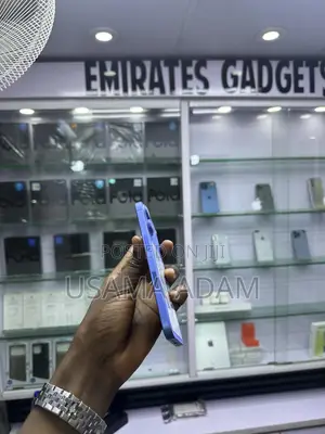 Apple iPhone 16 128 GB Blue