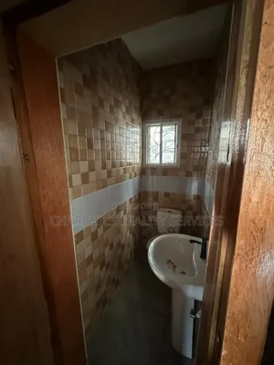Mini Flat in Ologolo for rent