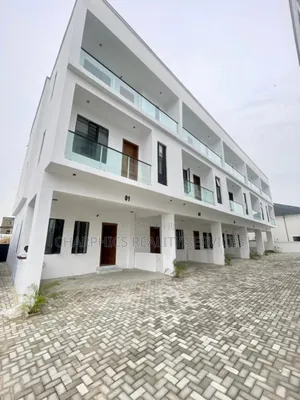 4bdrm Duplex in Lekki Phase 2 for sale