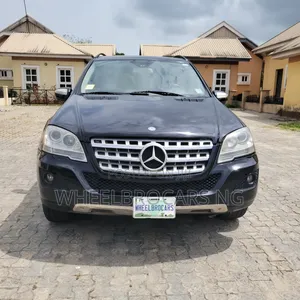 Mercedes-Benz M Class 2010 Black