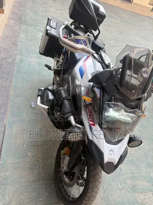 BMW R1250GS 2024 White