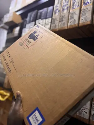 New Laptop HP EliteBook 840 G9 16GB Intel Core i7 SSD 512GB