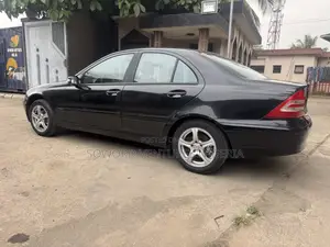 Mercedes-Benz C180 2003 Black