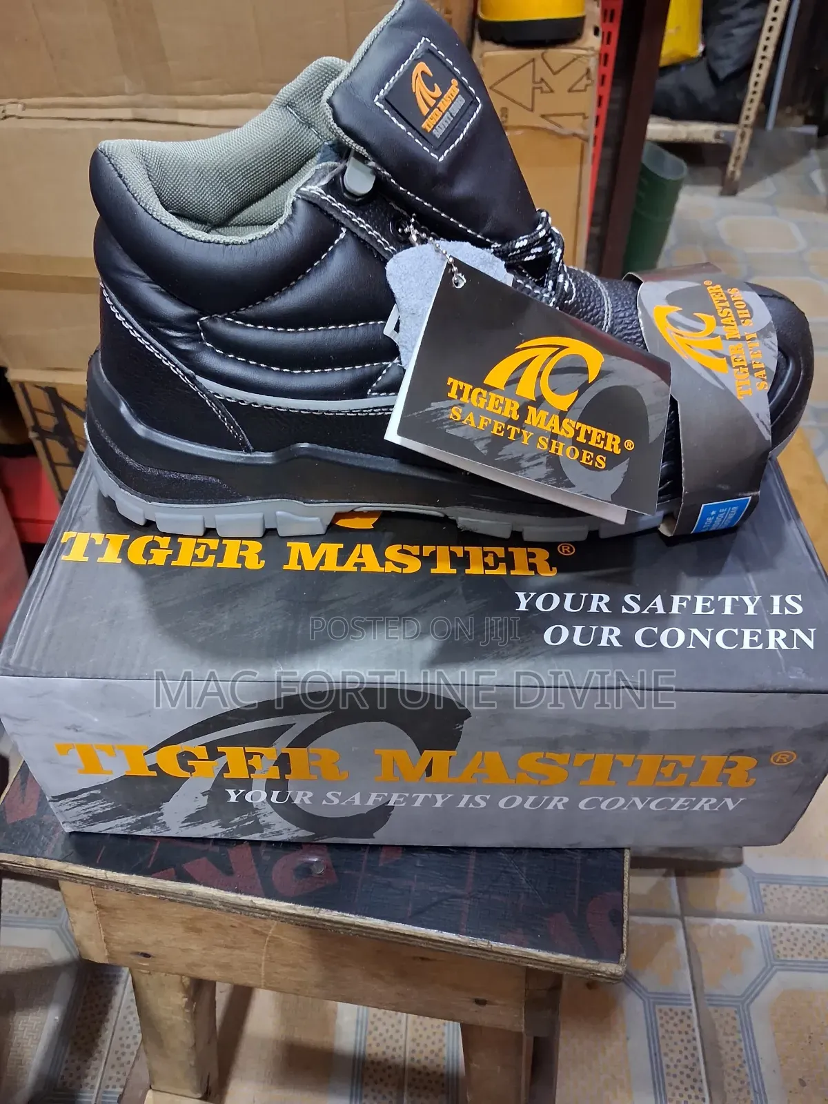 Tiger Master Safety Shoes