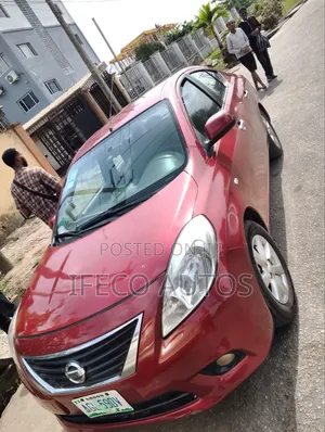 Nissan Almera 2015 Red