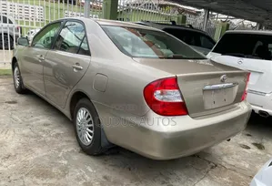 Toyota Camry 2003 Gold
